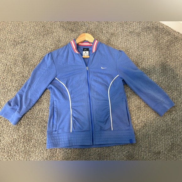 Nike Y2K Style Women’s Jacket - Blue with Red and White Accents - Picture 8 of 10